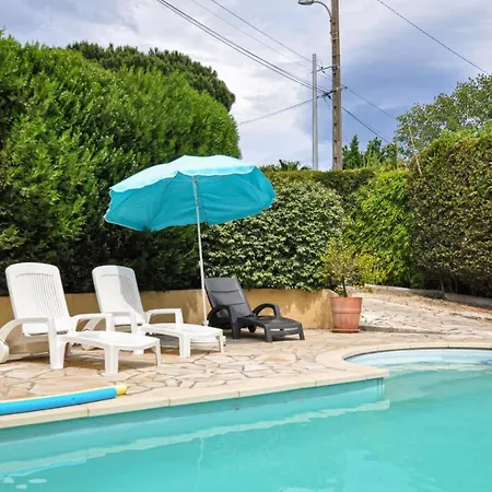 2 Bedroom In Cogolin
